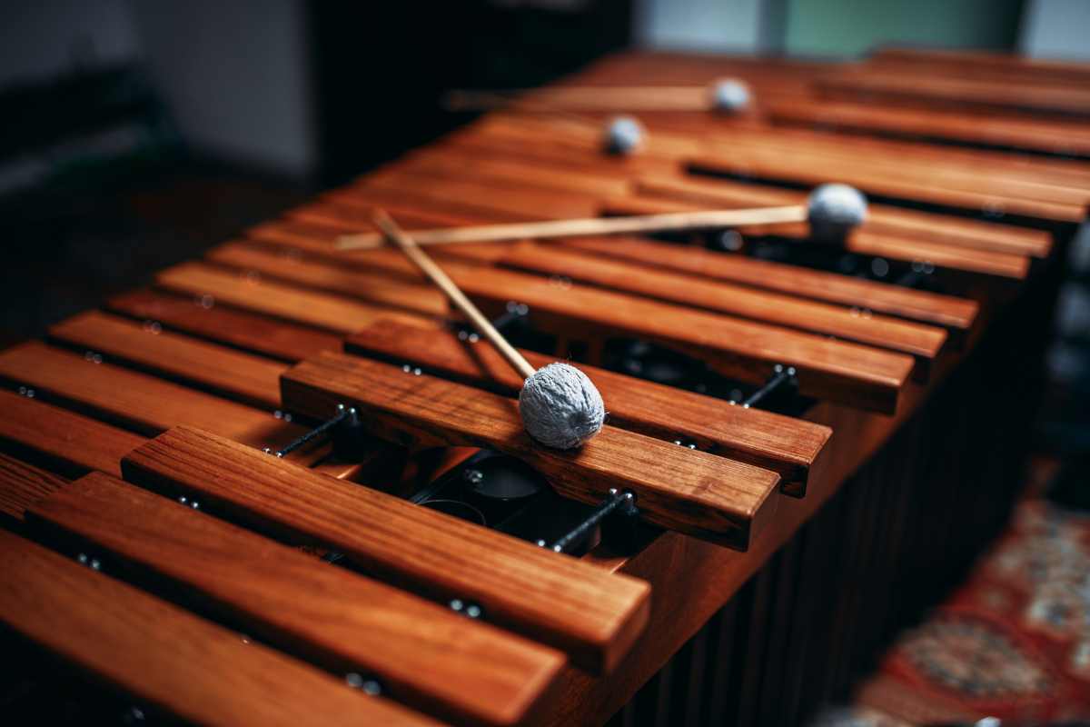 Este Continente Aportó Instrumentos Musicales Como La Marimba Y Los Tambores